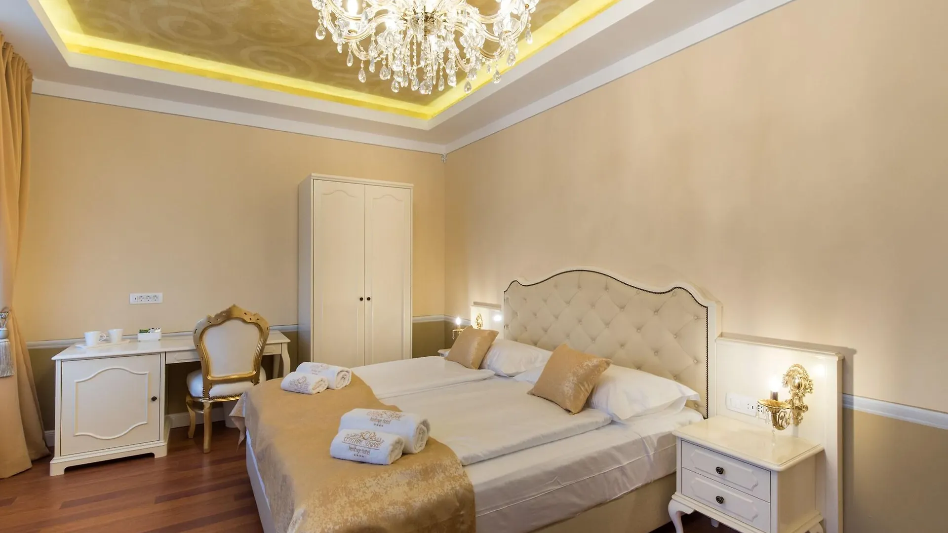 Central Square Heritage Hotel Split 4*,
