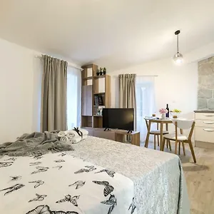 Studio Petar In Old Part Of Town Split